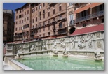 Fonte Gaia - piazza del campo - sienne