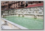 Fonte Gaia - piazza del campo - sienne